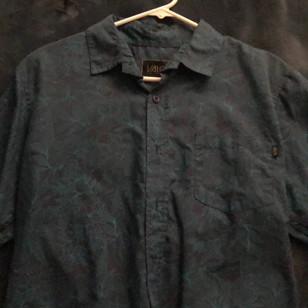 Men’s valor button down